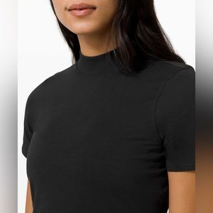 Lululemon Kitsilano Mock Neck Tee